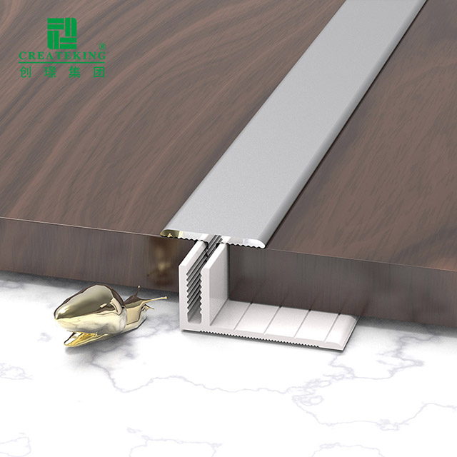 Garniture de bord en alliage d'aluminium en forme de T de 18 x 11,4 mm.