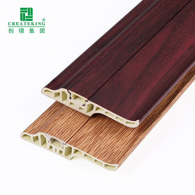 Plinthe en langue d'agneau en PVC 68*17 mm