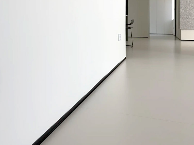 Plinthe encastr&eacute;e